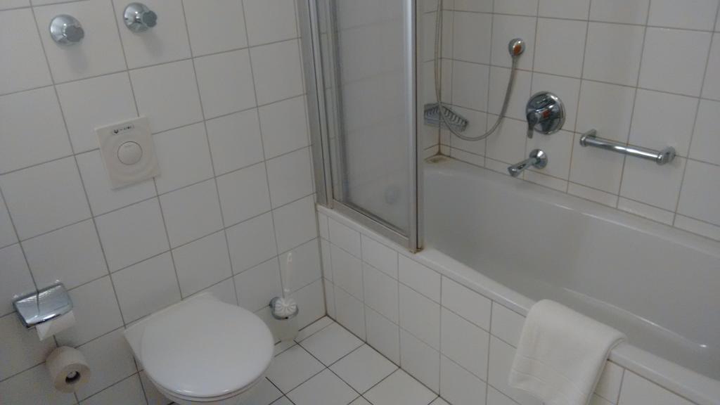 Altstadt- Und Businesshotel Pfaubraeu - Brauereigasthof - Fruehstuecksbuffet - Kostenfreie Radgarage - Hunde Willkommen Trostberg an der Alz Exteriér fotografie