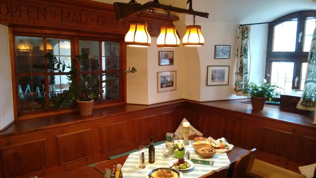 Altstadt- Und Businesshotel Pfaubraeu - Brauereigasthof - Fruehstuecksbuffet - Kostenfreie Radgarage - Hunde Willkommen Trostberg an der Alz Exteriér fotografie